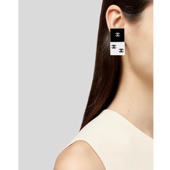 CHANEL Jewelry - AUTHENTIC Vintage CHANEL Domino Quad Earrings extremely RARE NWOT